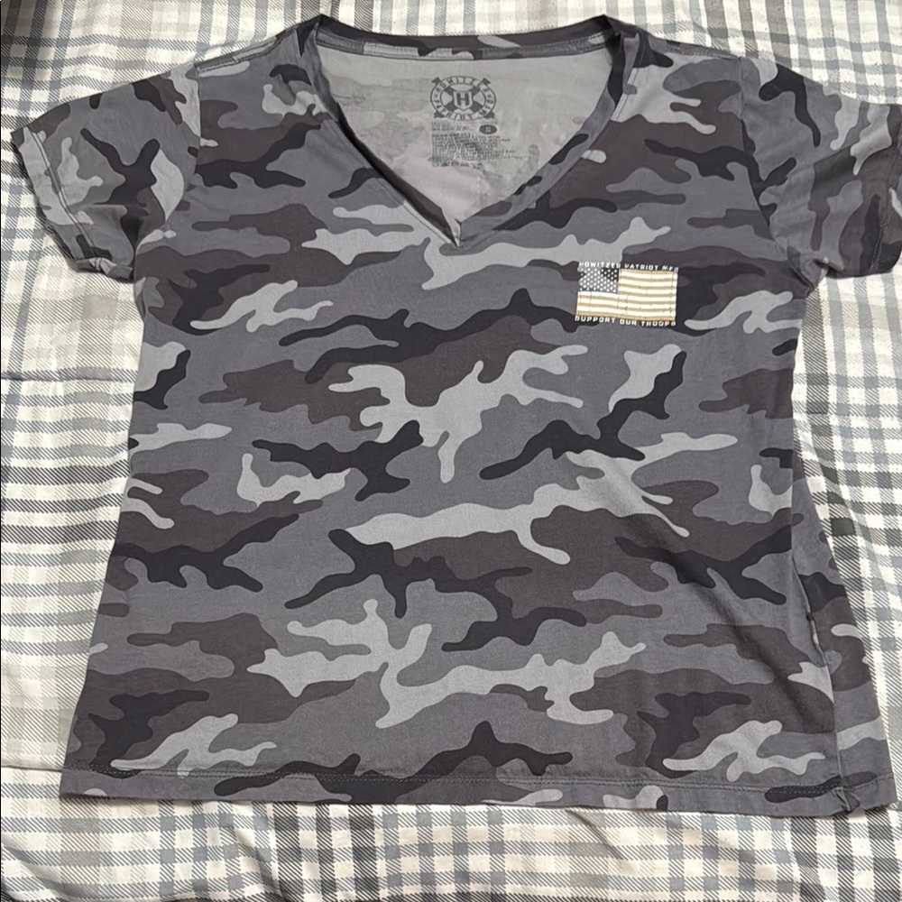 Hollister Gray Camouflage V-Neck Tee